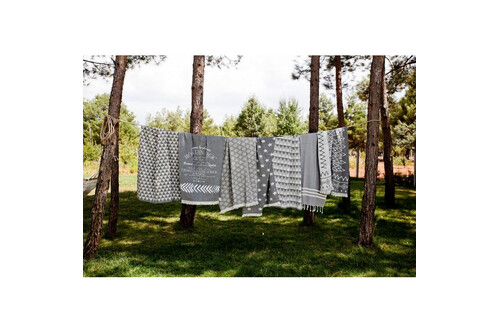 Плед-накидка Barine - Mountain Magic Throw black&amp;white черно-белый 130x170